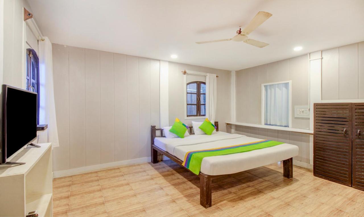 Treebo Trend Ashwem Beach Resort Goa Мандрем Екстер'єр фото